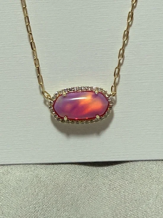 NWT Kendra Scott Elisa Pave Frame Gold Pendant Necklace in Pink Opalescent Resin - Picture 5 of 7